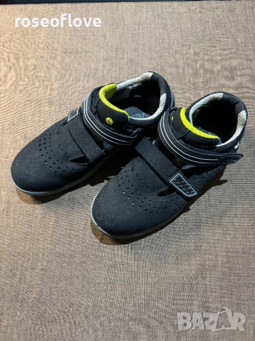 UVEX работни олекотени немски обувки 44 номер, снимка 5 - Други - 53236234