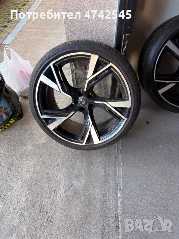 Оригинални джанти с гуми от RS6