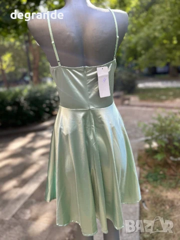 Сатенена рокля със сърцевидно деколте, снимка 7 - Рокли - 51152016