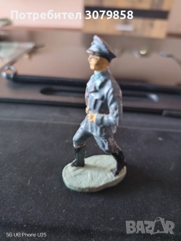 Немски офицер, снимка 2 - Антикварни и старинни предмети - 52720323