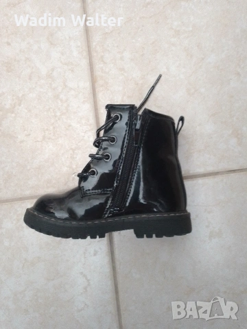 Детски боти , снимка 2 - Детски боти и ботуши - 54133526