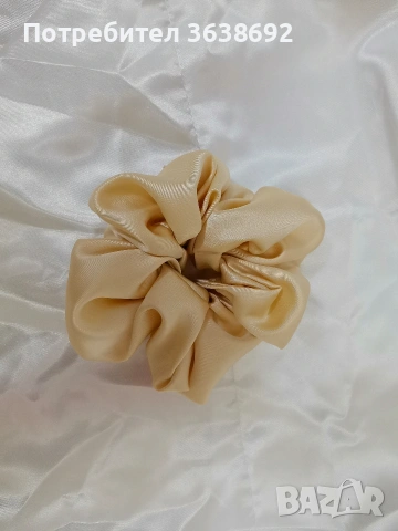 Скрънчета за коса, снимка 2 - Аксесоари за коса - 53013637