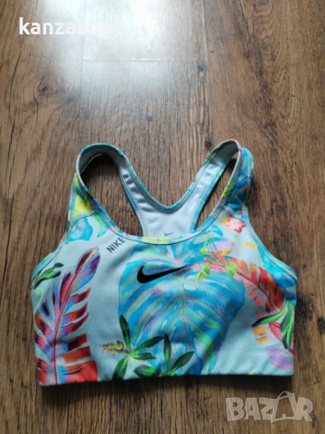 nike sport bra - страхотно дамско бюстие КАТО НОВО М , снимка 4 - Корсети, бюстиета, топове - 50673590
