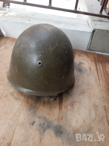 Стара военна каска, снимка 3 - Антикварни и старинни предмети - 54182993