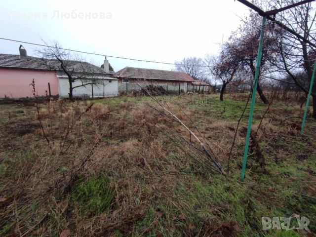 Къща с двор село Новаково , снимка 4 - Къщи - 53997146