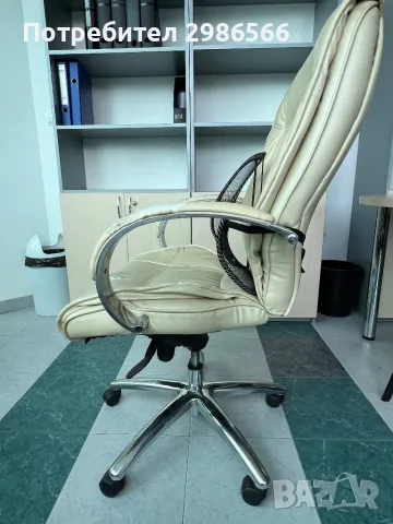 Продавам офис стол