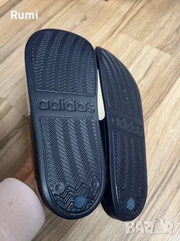 Унисекс нови оригинални чехли  adidas adilette ! 42,43,44 н, снимка 7 - Мъжки чехли - 48435485