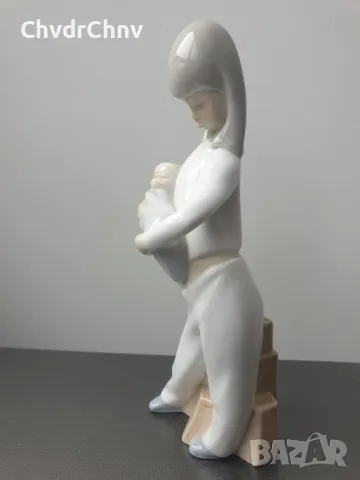 НАО ЛАДРО испанска порцеланова фигура на майка с бебе/NAO Lladro статуетка 18см, снимка 2 - Колекции - 47123028