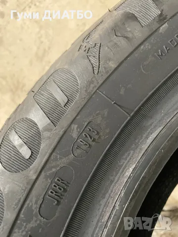 Нови зимни гуми 195/65/15 Goodyear, снимка 3 - Гуми и джанти - 47176952