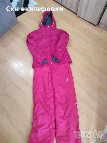 Дамска ски екипировка С размер , снимка 3 - Спортни екипи - 52595739