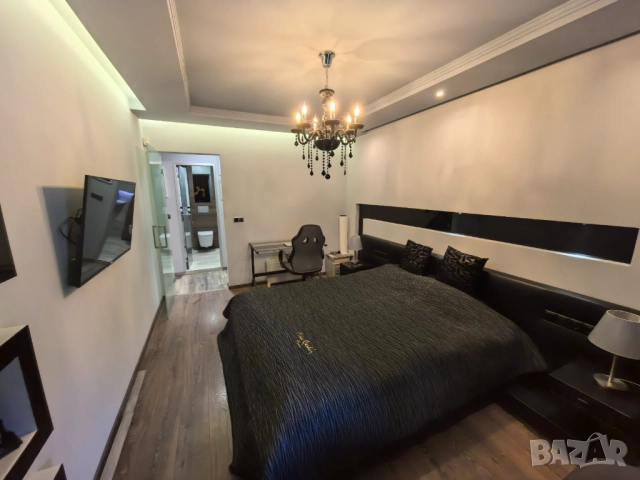 Отлично местоположение, луксозно изпълнен, напълно обзаведен и оборудван, удобно паркомясто, снимка 10 - Апартаменти - 52532564