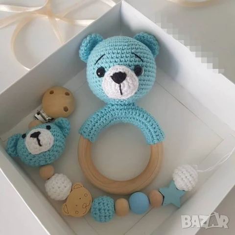 Бебешка дрънкалка или клипс за биберон  