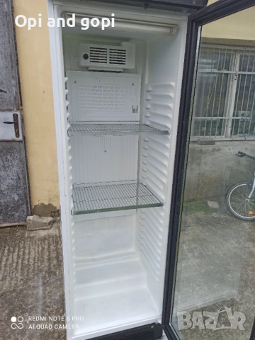 Вертикална плюсове витрина Royal , снимка 2 - Витрини - 54056956