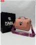 Дамска кожена чанта Карл с текстилна дръжка , снимка 1 - Чанти - 45785438