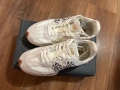 Маратонки New Balance с малък дефект, снимка 2