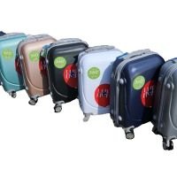 Куфар за ръчен багаж SUPER LIGHT , снимка 1 - Други стоки за дома - 45484787