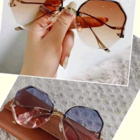 Слънчеви очила, снимка 1 - Слънчеви и диоптрични очила - 45008817