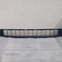 Оригинална предна решетка за Нисан Лийф / Nissan Leaf , снимка 1 - Части - 45354132