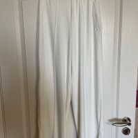 Ново висока талия  спортно елегантно бяло долнище панталон Bershka фин плюш широки крачоли М размер , снимка 3 - Панталони - 45221627