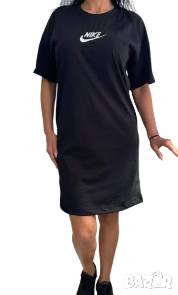 Дамска спортна рокля nike, снимка 1