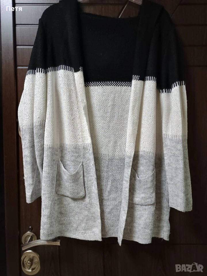 трицветна жилетка с качулка , снимка 1