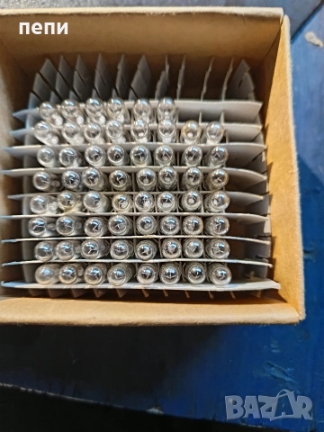 Крушка иглена лампа 24 волта, снимка 2 - Настолни лампи - 52614263