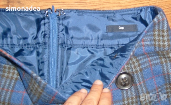 Зимна къса пола Gap , снимка 2 - Поли - 52425472