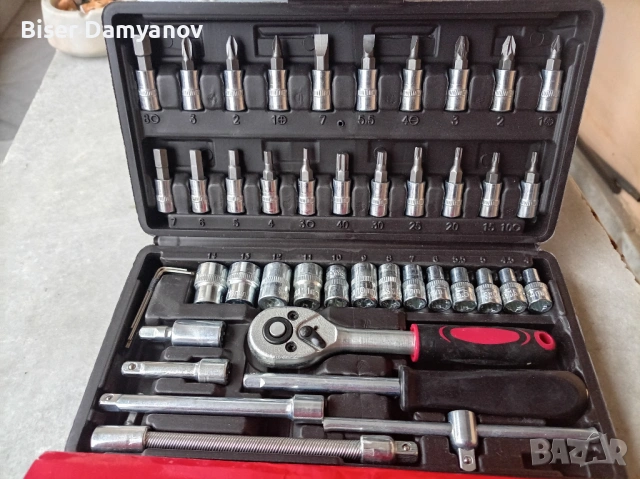 45 бр. Комплект инструменти за ремонт
