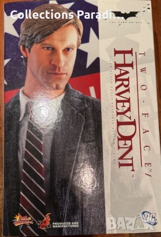 Hot Toys Batman Harvey Dent Two Face фигура статуя , снимка 3 - Колекции - 54168156