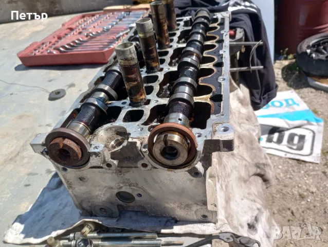 Цилиндрова глава ситроен ц5 Citroen c5 2.0 HPI 9635251410 9639238610, снимка 2 - Части - 49967488