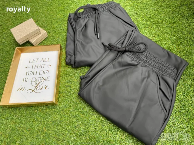 Дамски кожени панталони с матов ефект 