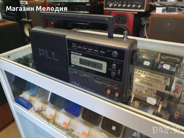 Радио UNIVERSUM TR 1020 В отлично техническо и визуално състояние., снимка 5 - Радиокасетофони, транзистори - 51793051