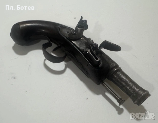 Стар кремъчен пищов, снимка 4 - Антикварни и старинни предмети - 53953079