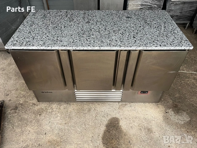 Хладилна маса с гранит пицарска пицаркапрофесионална гастро оборудване profesionalna hladilna masa