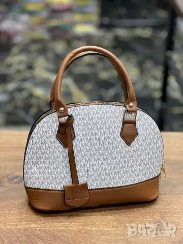 чанти michael kors , снимка 12 - Чанти - 48551439