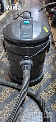 Прахосмукачка Delonghi 