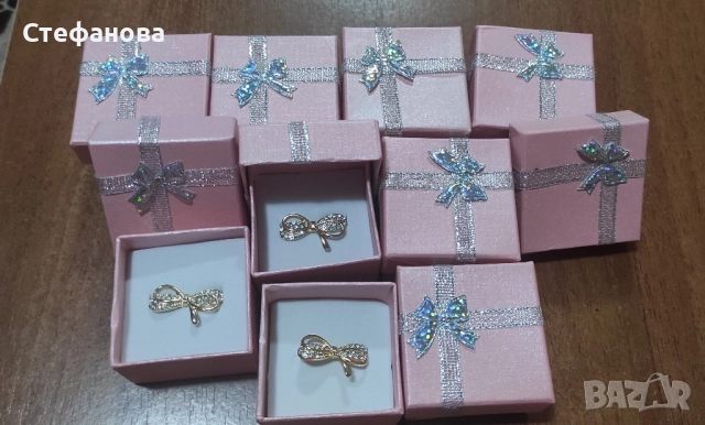 Брошки с кристали 14 броя