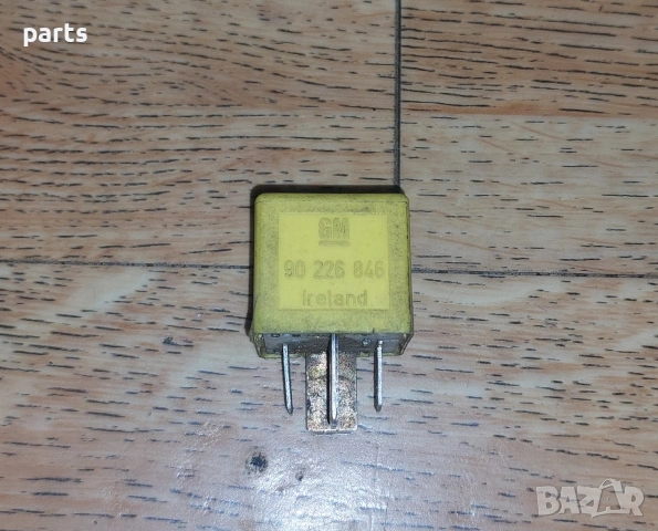 Реле Опел Корса Б - Астра F - G - H - Корса B - C - D - Вектра A - B - C - Зафира - Сааб - 899537000, снимка 2 - Части - 54049467