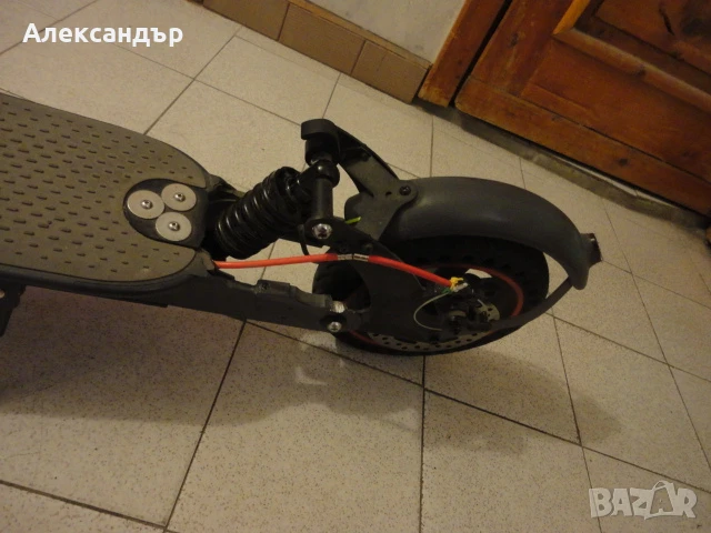 Тротинетка със задно и предно окачване XIAOMI PRO M 365 - 600 лв., снимка 5 - Велосипеди - 50579045