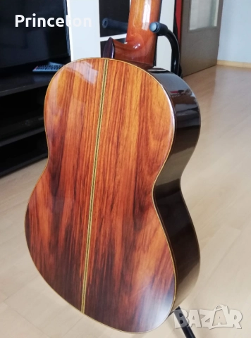 Продавам класическа китара 🎸🎸🎸 YAMAHA G240, снимка 10 - Китари - 51450288