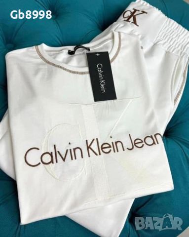 Дамски комплект Calvin Klein, снимка 3 - Спортни екипи - 46060634