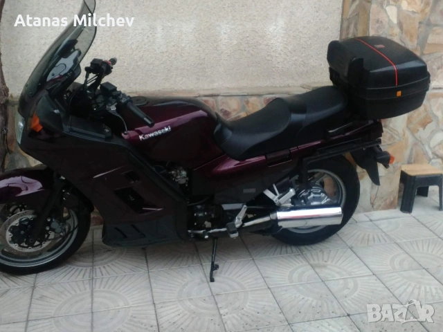 Кавазаки GTR 1000