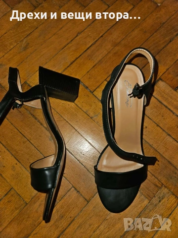 Дамски обувки