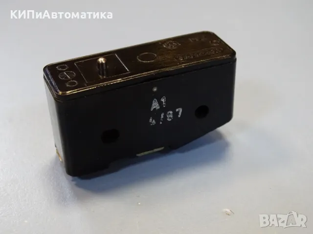 микроизключвател VEB Robotron typ A1 micro switch 380VAC 16А, снимка 1 - Резервни части за машини - 47677403