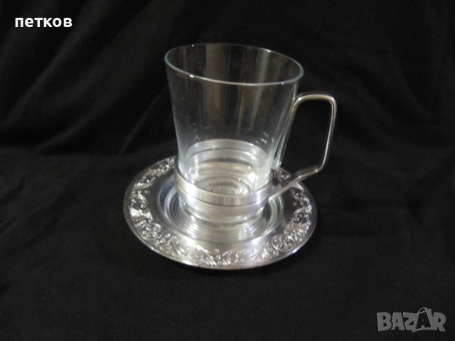  стъклен сервиз за кафе и чай от 1984г., снимка 3 - Антикварни и старинни предмети - 54239472