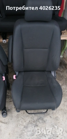 Продавам за тойота корола версо 2007 г частите от снимките, снимка 9 - Части - 53659258