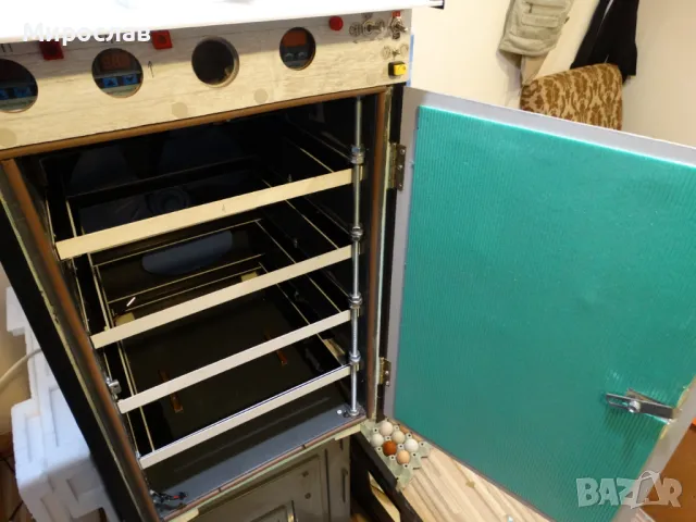 Продавам инкубатор, снимка 7 - За птици - 49799630