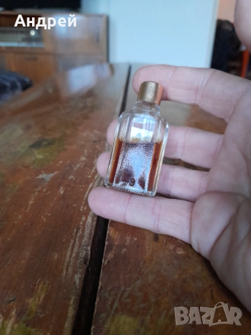 Стар парфюм Ша Ноар, снимка 2 - Други ценни предмети - 53685165