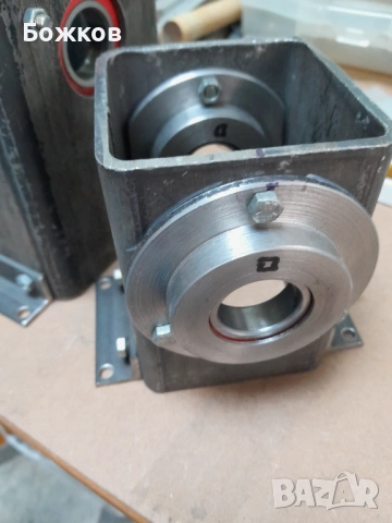 Подготвени детайли за направа на малък струг