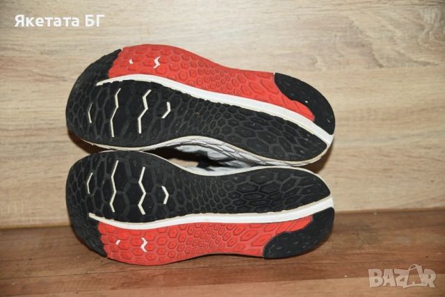 New Balance оригинални маратонки, 40 номер, снимка 5 - Маратонки - 53844956